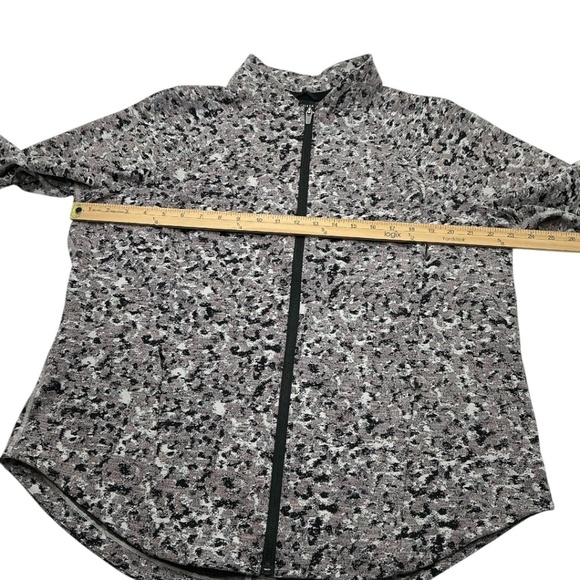 Athleta Shanti Salutation Textured Jacket - Picture 10 of 11